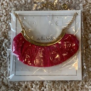 Stella and Dot Hot Pink Fringe necklace NWT